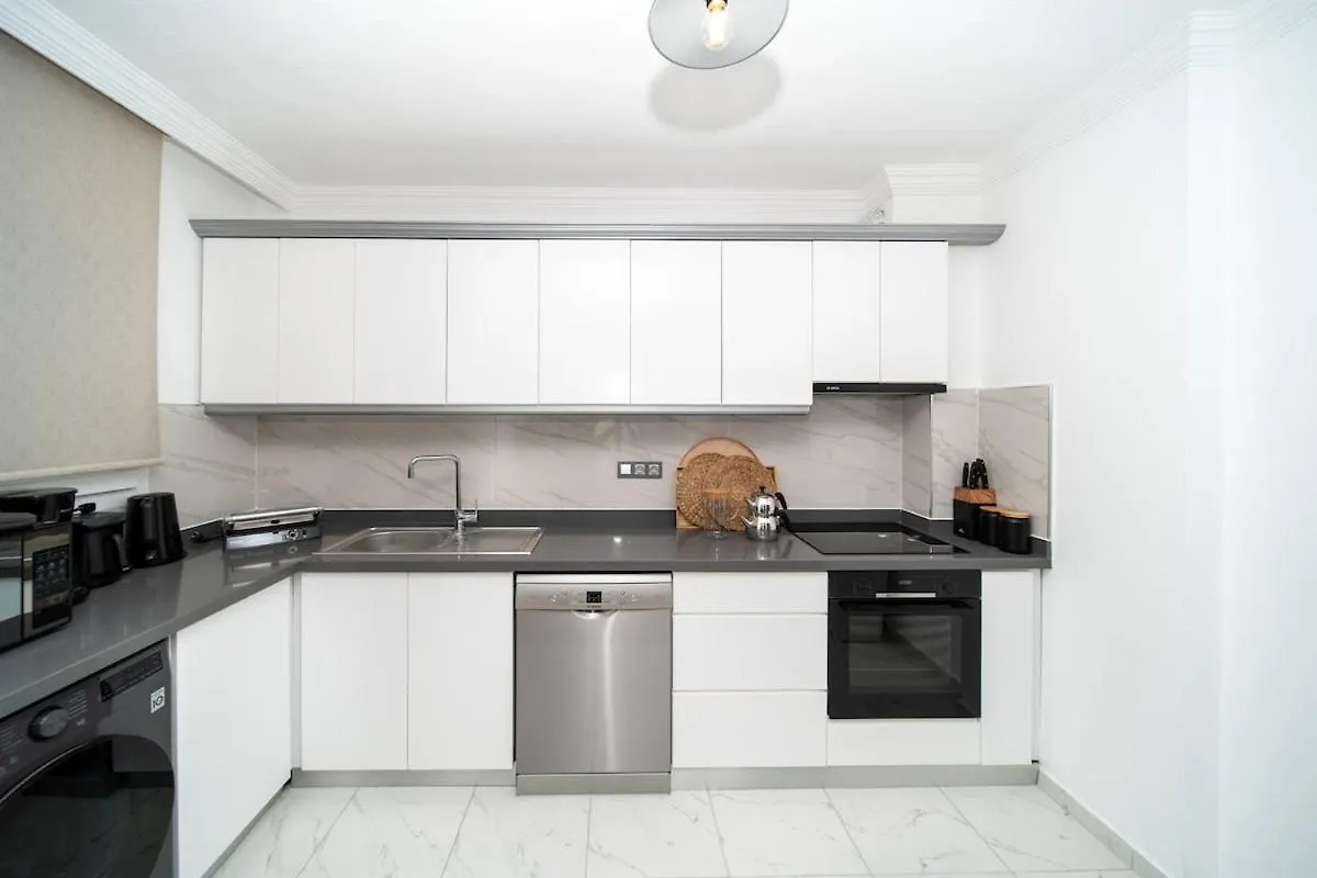 Appartement Bodrum Center 2 Bedroom Calm Modern Upstairs Flat - Yeni Duenya Bodrum
