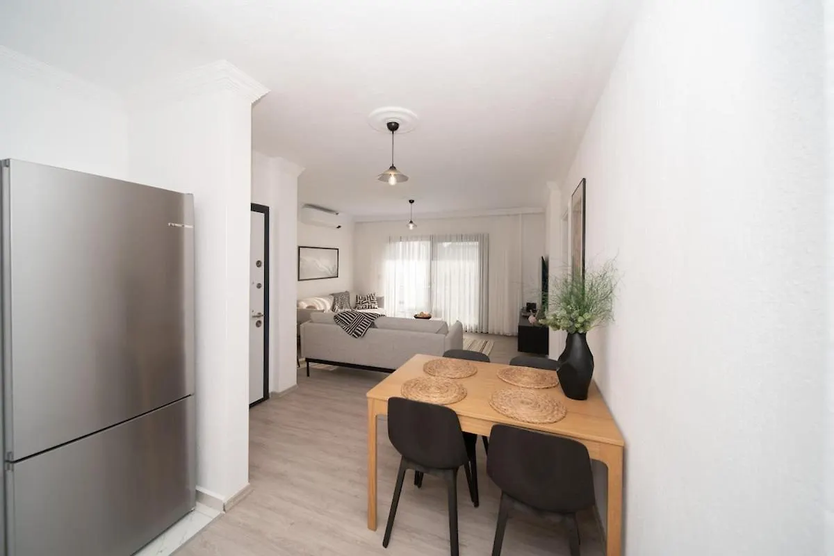 Bodrum Center 2 Bedroom Calm Modern Upstairs Flat - Yeni Duenya Αλικαρνασσός Διαμέρισμα